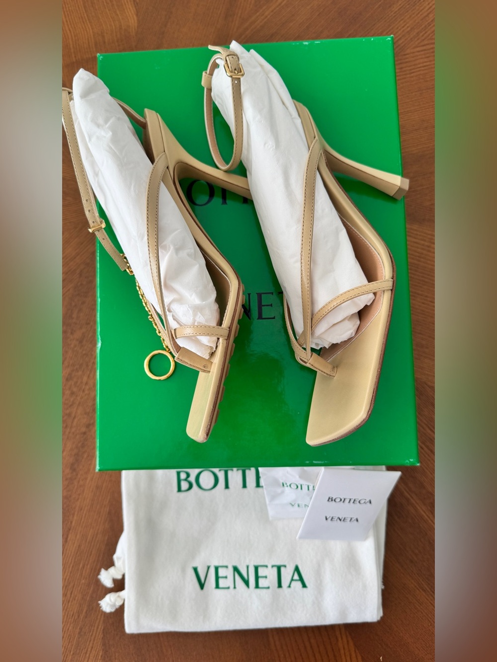 Bottega Veneta Nude Beige Chain Trimmed Lounge Leather Sandals - Picture 4 of 6
